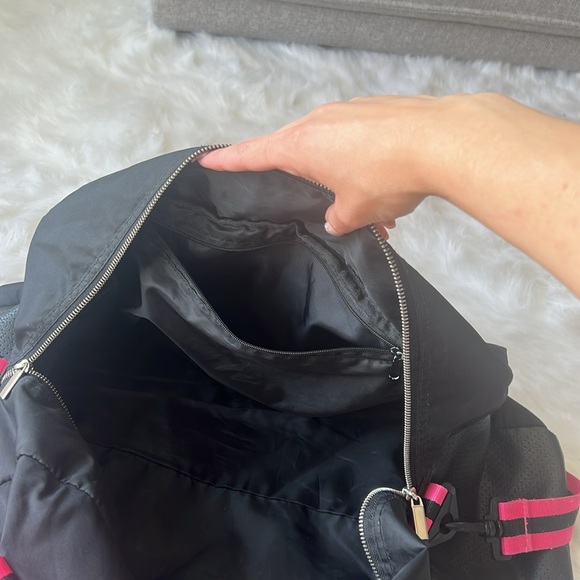 Duffel bag - Picture 2 of 2